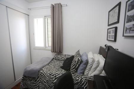 Apartamento à venda com 120m², 3 quartos e 1 vagaQuarto 2