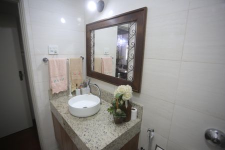 Apartamento à venda com 120m², 3 quartos e 1 vagaBanheiro