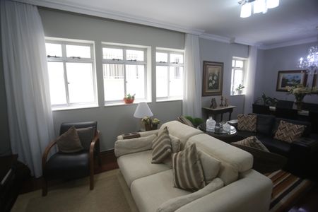 Sala de apartamento à venda com 3 quartos, 120m² em Cidade Jardim, Belo Horizonte