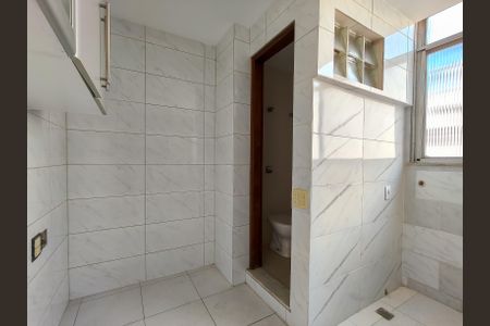 Apartamento à venda com 90m², 2 quartos e 1 vagaCozinha e Área de Serviço