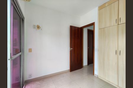 Apartamento à venda com 90m², 2 quartos e 1 vagaQuarto 2