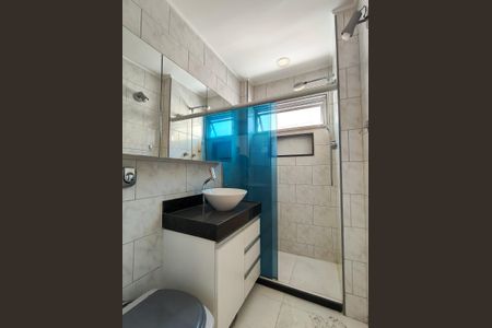 Apartamento à venda com 90m², 2 quartos e 1 vagaBanheiro Corredor