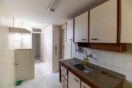 Apartamento à venda com 65m², 2 quartos e 1 vagaCozinha e Área de Serviço
