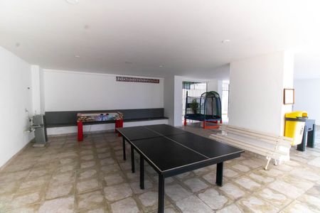 Apartamento à venda com 65m², 2 quartos e 1 vagaÁrea comum