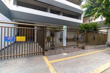 Apartamento à venda com 65m², 2 quartos e 1 vagaFachada