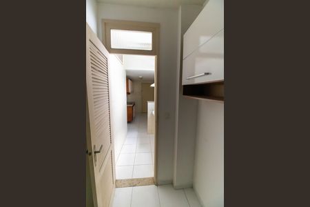 Apartamento à venda com 65m², 2 quartos e 1 vagaQuarto de Serviço