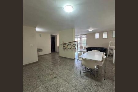 Apartamento à venda com 3 quartos, 139m² em Centro, Belo Horizonte