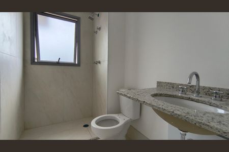 Apartamento para alugar com 131m², 3 quartos e 2 vagas Apartamento para alugar com 131m², 3 quartos e 2 vagasBanheiro da Suíte 1