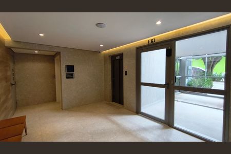 Apartamento para alugar com 131m², 3 quartos e 2 vagas Apartamento para alugar com 131m², 3 quartos e 2 vagasHall de entrada