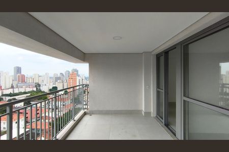 Apartamento para alugar com 131m², 3 quartos e 2 vagas Apartamento para alugar com 131m², 3 quartos e 2 vagasVaranda