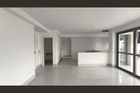Apartamento para alugar com 131m², 3 quartos e 2 vagas Apartamento para alugar com 131m², 3 quartos e 2 vagasSala
