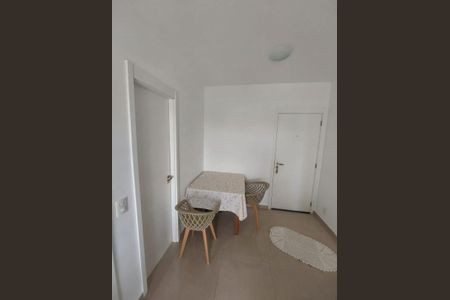 Sala de apartamento à venda com 1 quarto, 40m² em Umuarama, Osasco