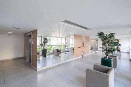 Apartamento à venda com 80m², 3 quartos e 2 vagasHall social