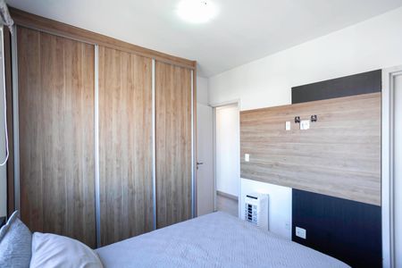 Apartamento à venda com 80m², 3 quartos e 2 vagasSuíte 