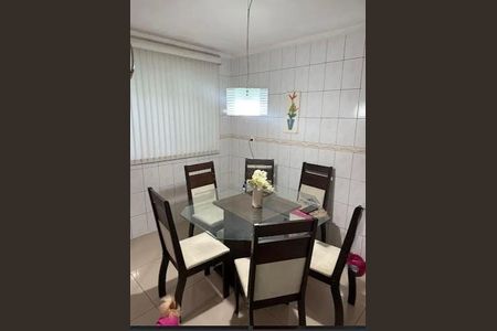 Casa à venda com 4 quartos, 247m² em Conj Res Morro Farol, Osasco