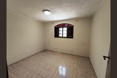 Casa à venda com 4 quartos, 300m² em Bussocaba, Osasco