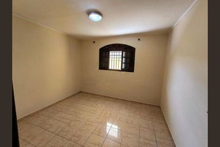 Casa à venda com 4 quartos, 300m² em Bussocaba, Osasco