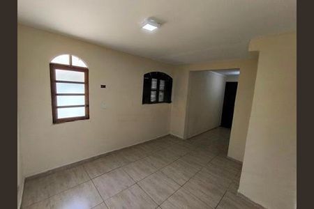 Casa à venda com 4 quartos, 300m² em Bussocaba, Osasco