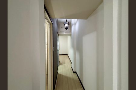 Sala/quarto - corredor de apartamento para alugar com 1 quarto, 33m² em Copacabana, Rio de Janeiro