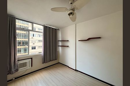 Sala/quarto de apartamento para alugar com 1 quarto, 33m² em Copacabana, Rio de Janeiro