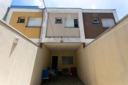 Casa à venda com 78m², 3 quartos e 1 vaga Casa à venda com 78m², 3 quartos e 1 vagaFachada