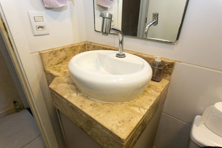 Casa à venda com 78m², 3 quartos e 1 vagaBanheiro da Suíte