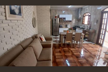 Casa à venda com 3 quartos, 136m² em Belém, São Paulo