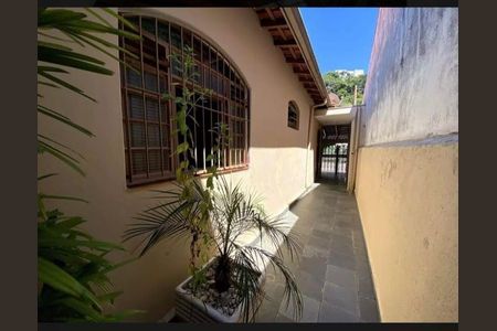 Casa à venda com 2 quartos, 158m² em Jardim Pacaembu, Jundiaí