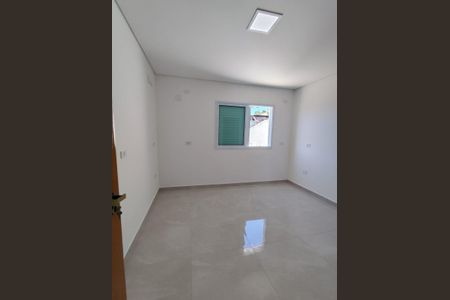 Casa à venda com 97m², 2 quartos e 2 vagas