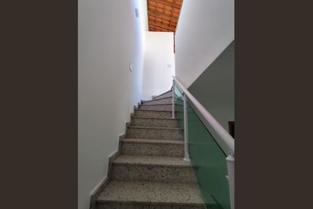 Casa à venda com 97m², 2 quartos e 2 vagas