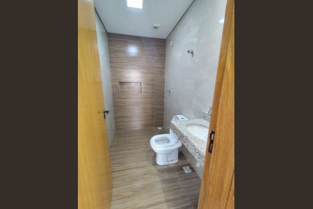 Casa à venda com 97m², 2 quartos e 2 vagas