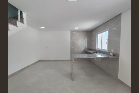 Casa à venda com 97m², 2 quartos e 2 vagas