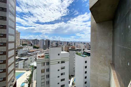 Apartamento à venda com 281m², 4 quartos e 4 vagasVaranda da Suite 1