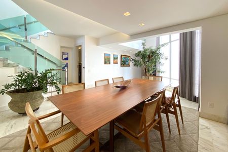 Apartamento à venda com 281m², 4 quartos e 4 vagasSala de Jantar
