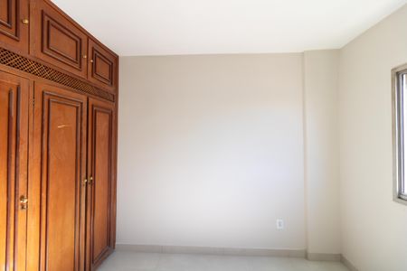 Apartamento à venda com 65m², 2 quartos e 1 vagaQuarto 02