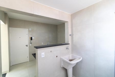 Apartamento à venda com 65m², 2 quartos e 1 vagaÁrea de Serviço
