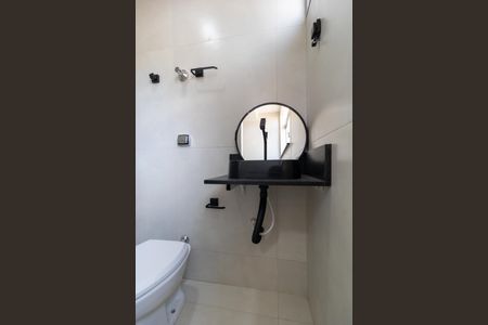 Apartamento à venda com 65m², 2 quartos e 1 vagaBanheiro de serviço