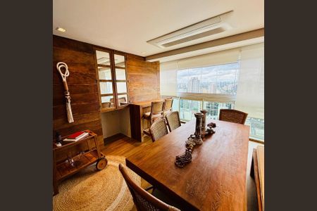 Apartamento à venda com 2 quartos, 98m² em Cidade Monções, São Paulo