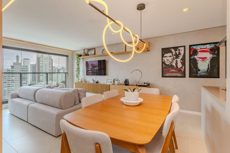 Apartamento à venda com 2 quartos, 75m² em Itaim Bibi, São Paulo