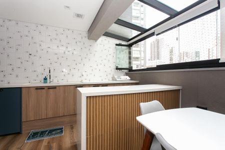 Apartamento para alugar com 130m², 2 quartos e 2 vagas Apartamento para alugar com 130m², 2 quartos e 2 vagasEspaço Gourmet