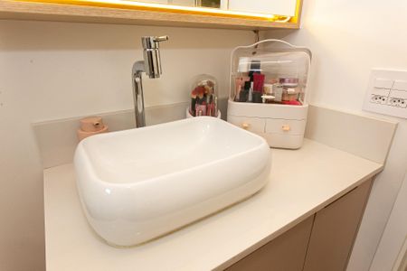 Apartamento para alugar com 130m², 2 quartos e 2 vagas Apartamento para alugar com 130m², 2 quartos e 2 vagasBanheiro da Suíte 1