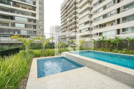 Apartamento para alugar com 130m², 2 quartos e 2 vagas Apartamento para alugar com 130m², 2 quartos e 2 vagasÁrea comum - Piscina