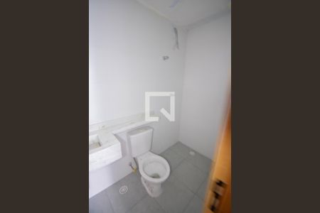 Apartamento para alugar com 44m², 2 quartos e sem vaga Apartamento para alugar com 44m², 2 quartos e sem vagaBanheiro