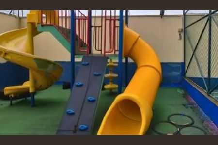 Apartamento à venda com 180m², 3 quartos e 4 vagas