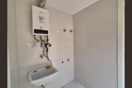 Casa de condomínio para alugar com 140m², 3 quartos e 2 vagasÁrea de Serviço 