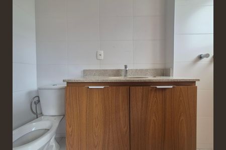 Casa de condomínio para alugar com 140m², 3 quartos e 2 vagasSuíte 