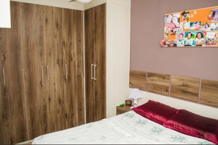 Apartamento à venda com 70m², 3 quartos e 2 vagasQuarto