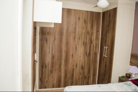 Apartamento à venda com 70m², 3 quartos e 2 vagasQuarto