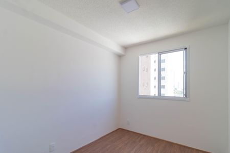 Quarto 2 de apartamento para alugar com 2 quartos, 34m² em Parque Industrial Tomas Edson, São Paulo