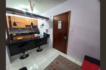 Sala de apartamento para alugar com 1 quarto, 36m² em Centro, São Vicente